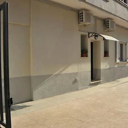 Hotel Bed And Breakfast Lucia 3*