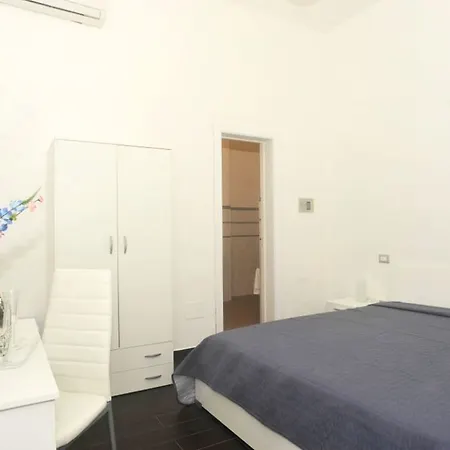 Hotel Bed And Breakfast Lucia 3*