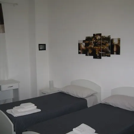Bed And Breakfast Lucia 3*